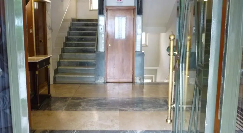 *** מלון דירות רומא Residence Belsito איטליה